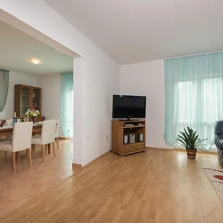 Apartment Ljubica